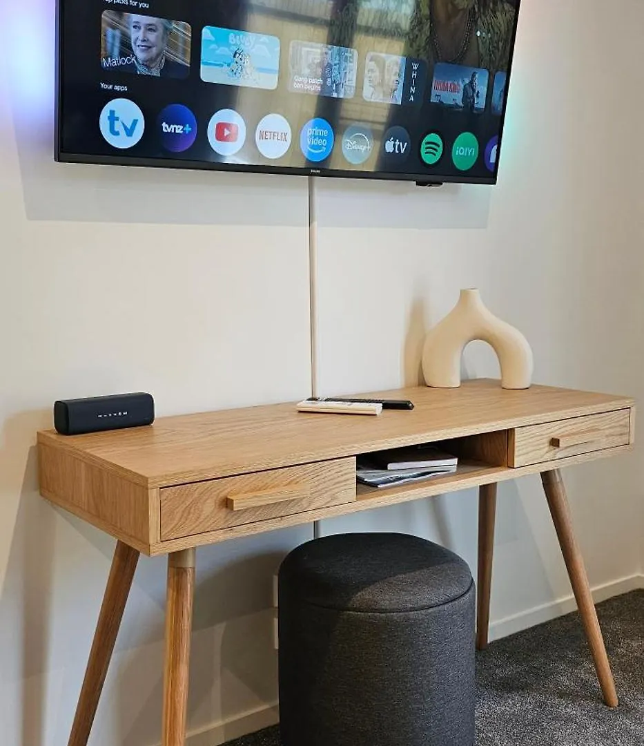 Step Into Comfort Studio On Bath Street Christchurch Apartmán